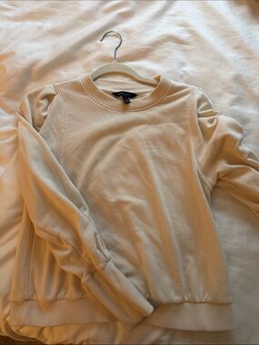 Banana Republic Cream Crewneck Sweatshirt